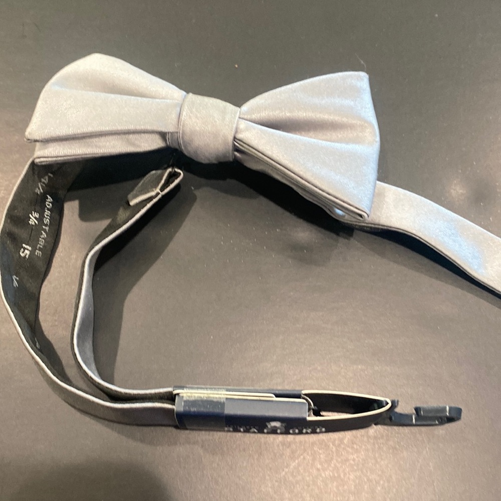 Men’s Silver Bow Tie